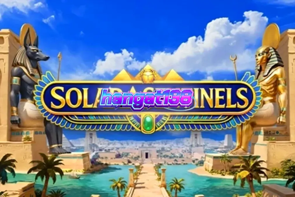 Tampilan visual slot Solar Sentinels dengan latar belakang monumen Mesir Kuno dan simbol-simbol emas.